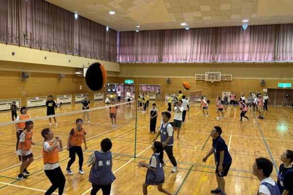 R7.6.22　令和７年度瀬田東学区ヘルスバレーボール大会　開催しました！